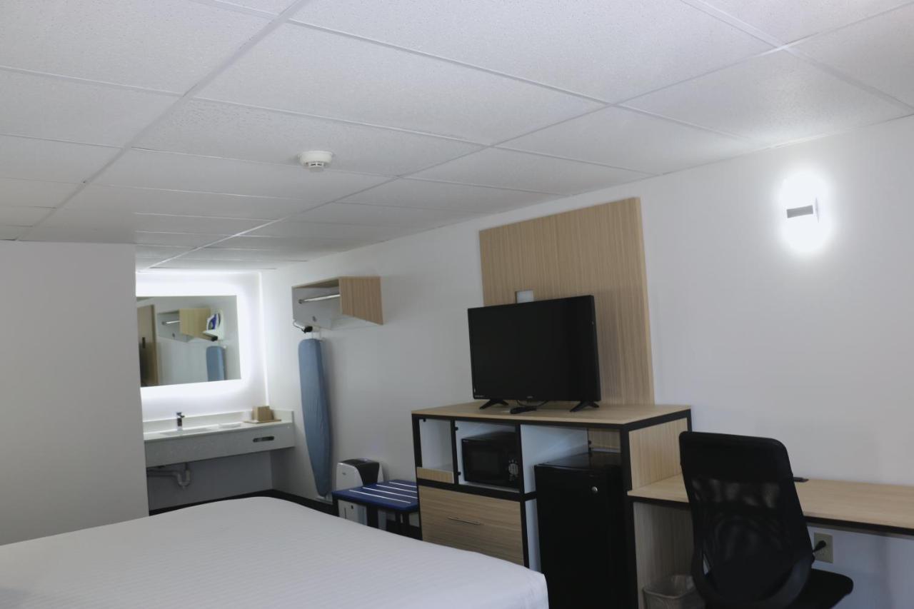 Howard Johnson By Wyndham West Yarmouth Cape Cod ภายนอก รูปภาพ